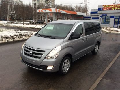 Hyundai H1 2.0 АТ 2015 Серый